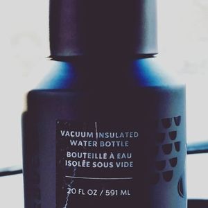 Matte Black Stainless Steel Water Bottle - 20 fl o